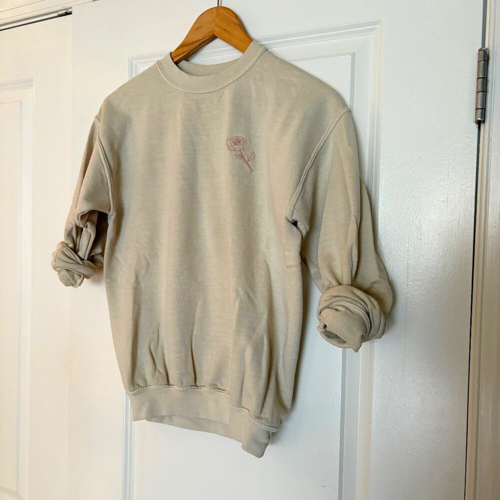 Taupe/Cream Crewneck Sweatshirt with Embroidered Rose Detail
